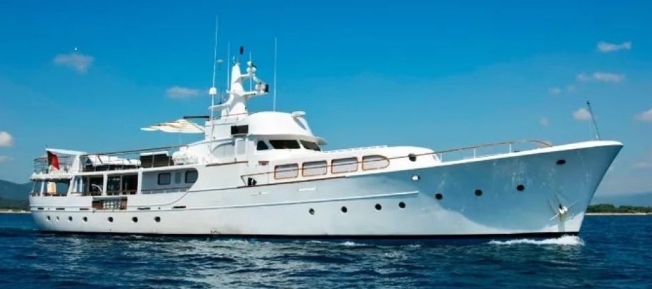 Privatisation - Classic Motor Yacht